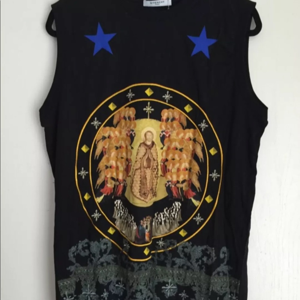 Givenchy - Picture 3 of 5